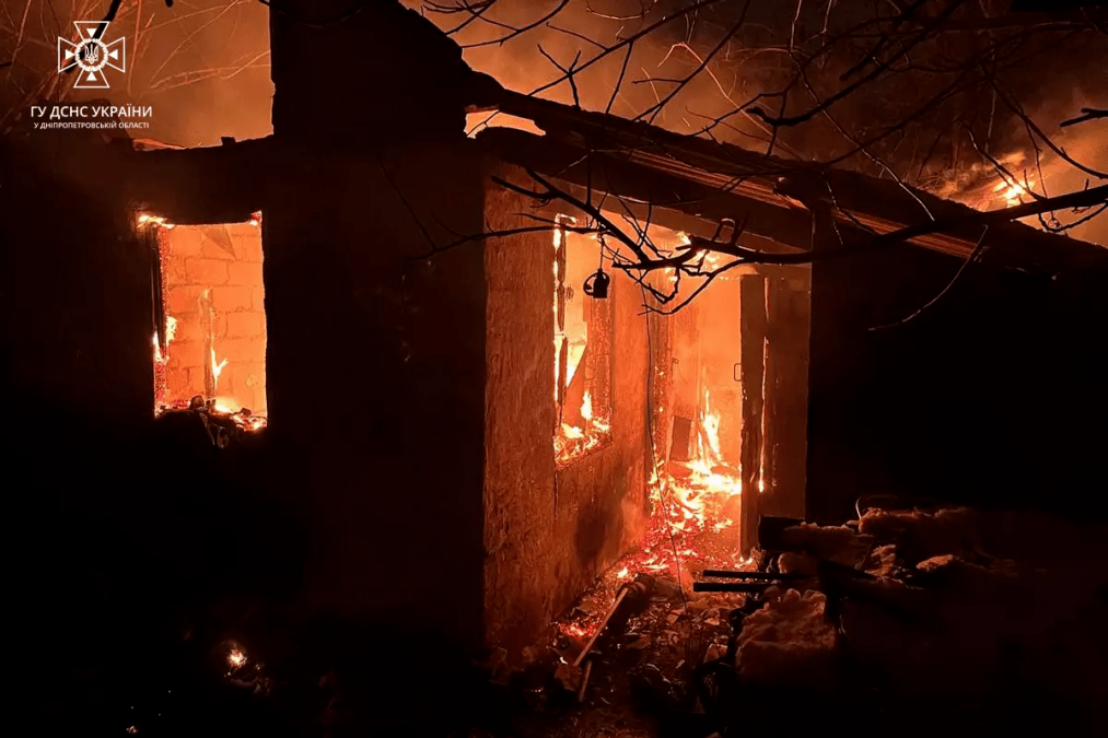 Згорів будинок