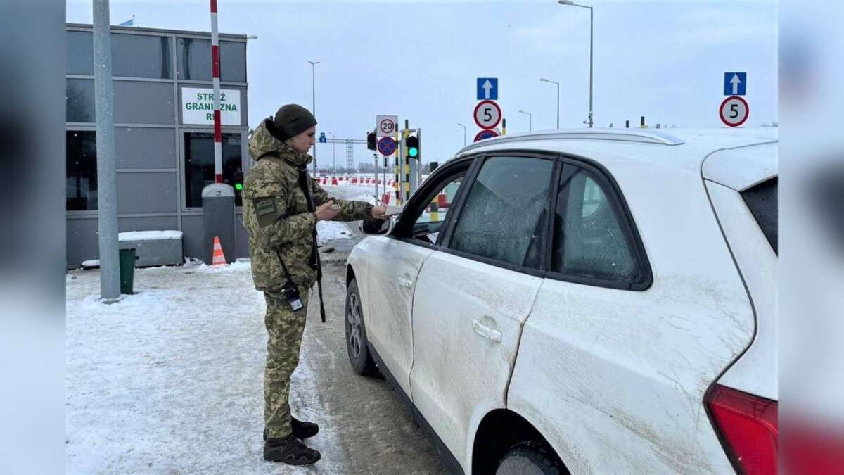 Очередь на границе Украины: про ситуацию на 10 января рассказали  пограничники | Новости Днепра | Днепр Оперативный