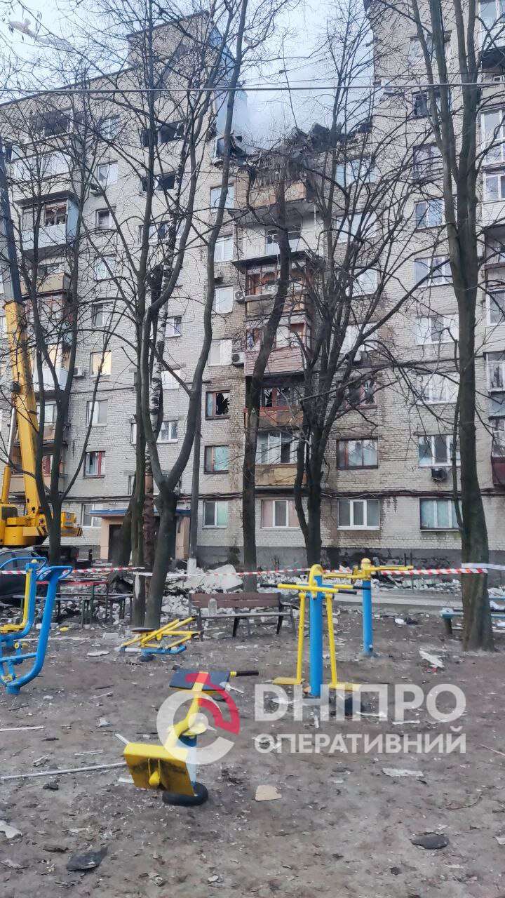 Взрыв в Днепре: оккупанты попали «шахедом» по многоэтажке (фото с места  происшествия) | Новости Днепра | Днепр Оперативный