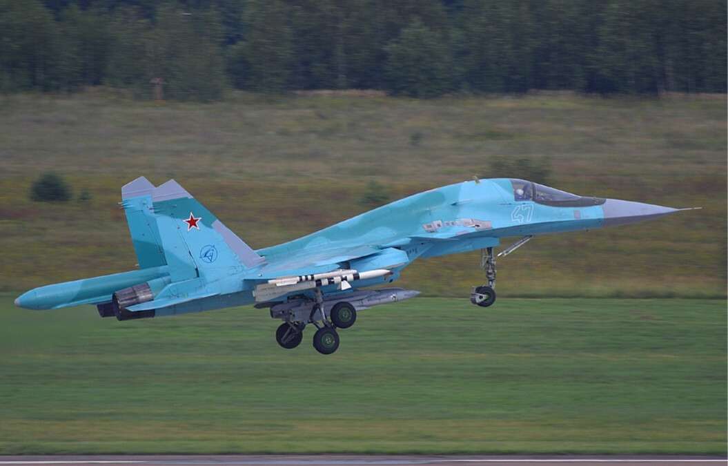 Самолеты Су-34