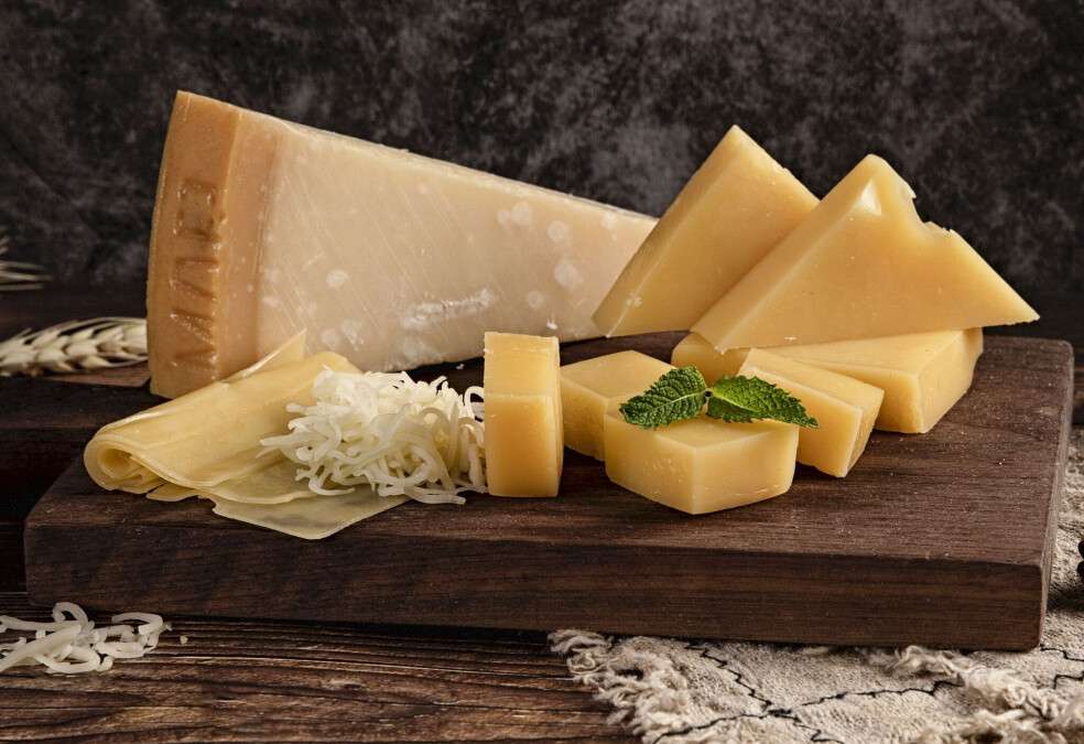 Твердий сир