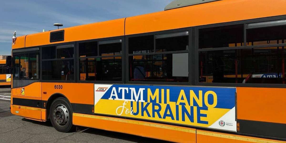 Автобуси для Дніпра від Мілану