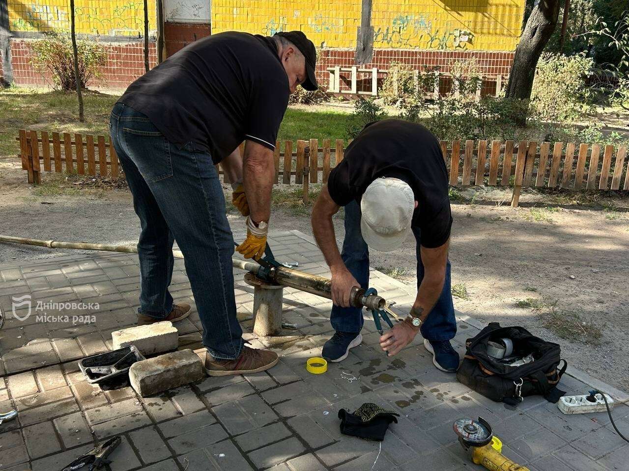 Колонки в Дніпрі