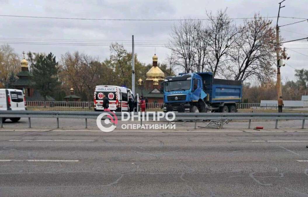 ДТП на Набережной Заводской