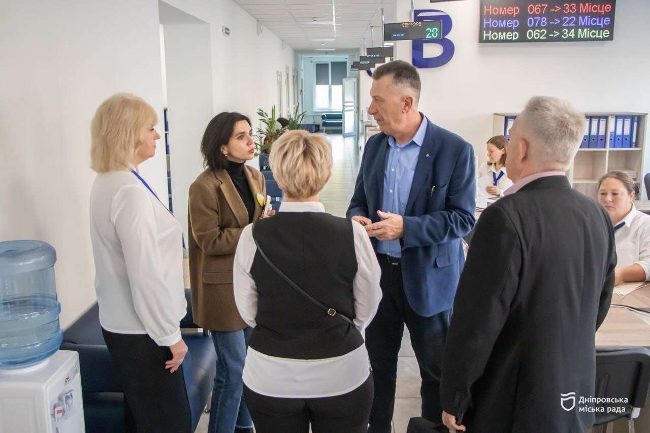 Прозорий офіс