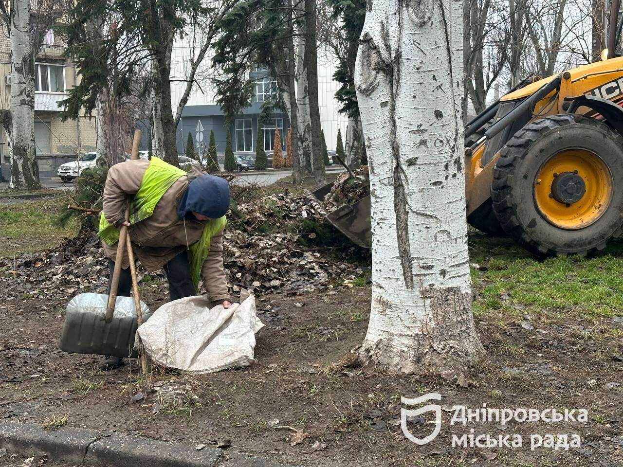 Уборка мусора в Днепре