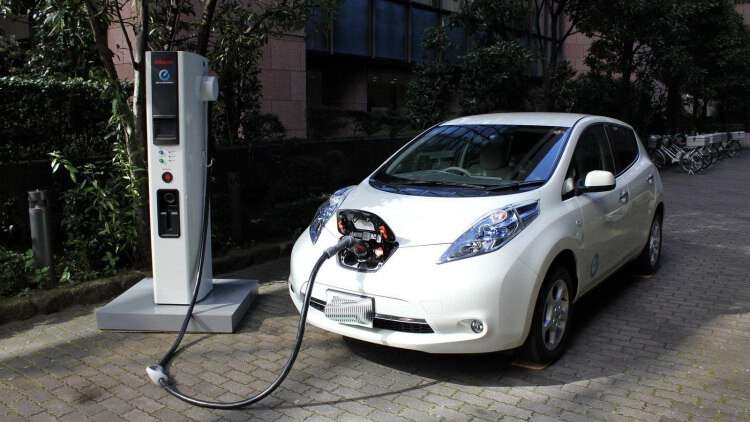 Nissan Leaf рус