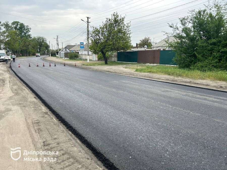 Ремонт дороги на Передовій