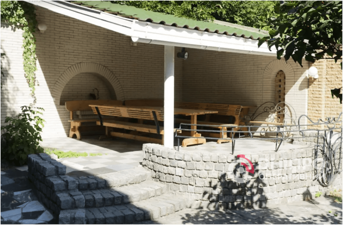 Самый дорогой дом в Днепре в апреле