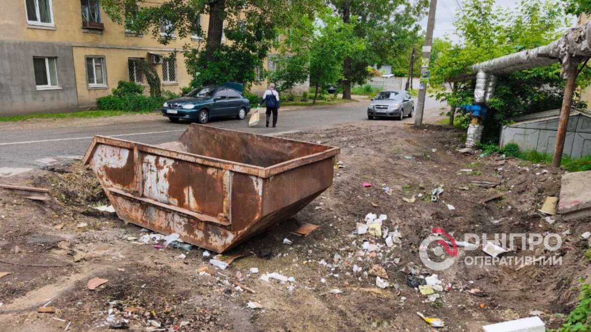 Стихійні звалища у Дніпрі