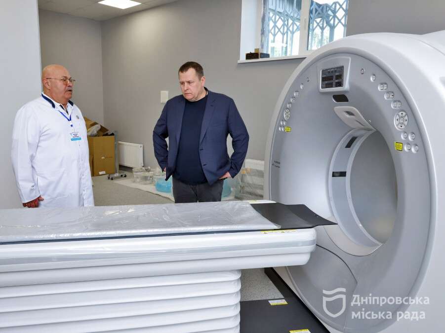 Обновляют больницы Днепра