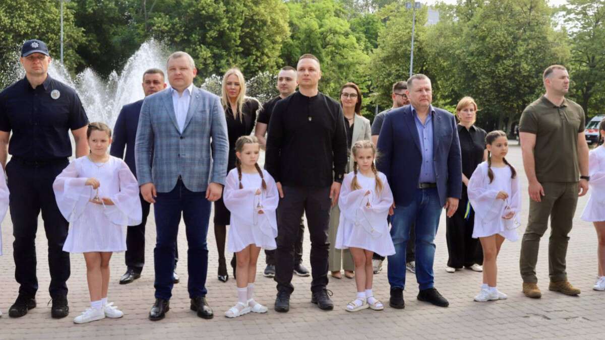У Дніпрі вшанували пам'ять дітей, загиблих внаслідок агресії рф