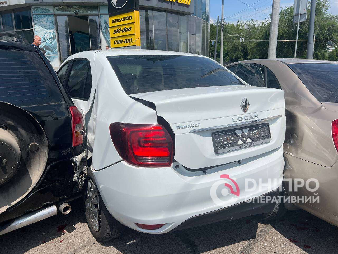 ДТП на ж/м Перемога у Дніпрі 16 червня