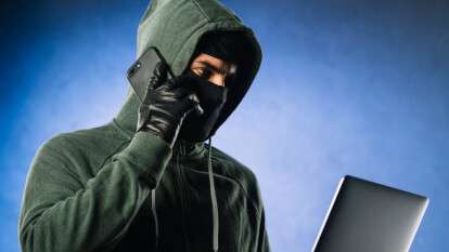 Телефонні шахраї