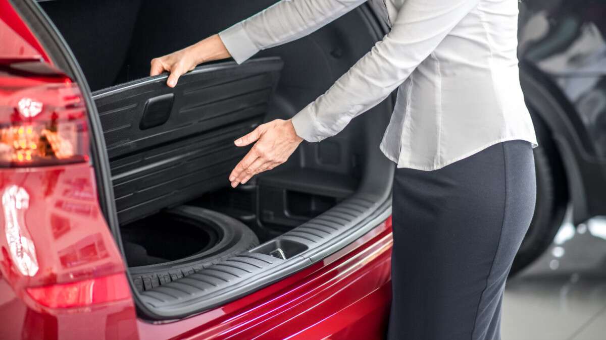 Запаска в автомобиле