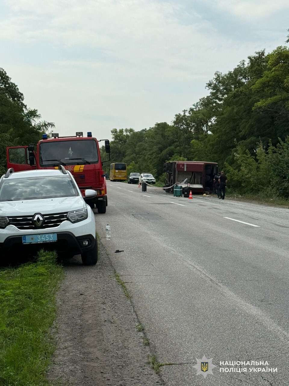 Смертельное ДТП под Днепром: перевернулся пассажирский автобус