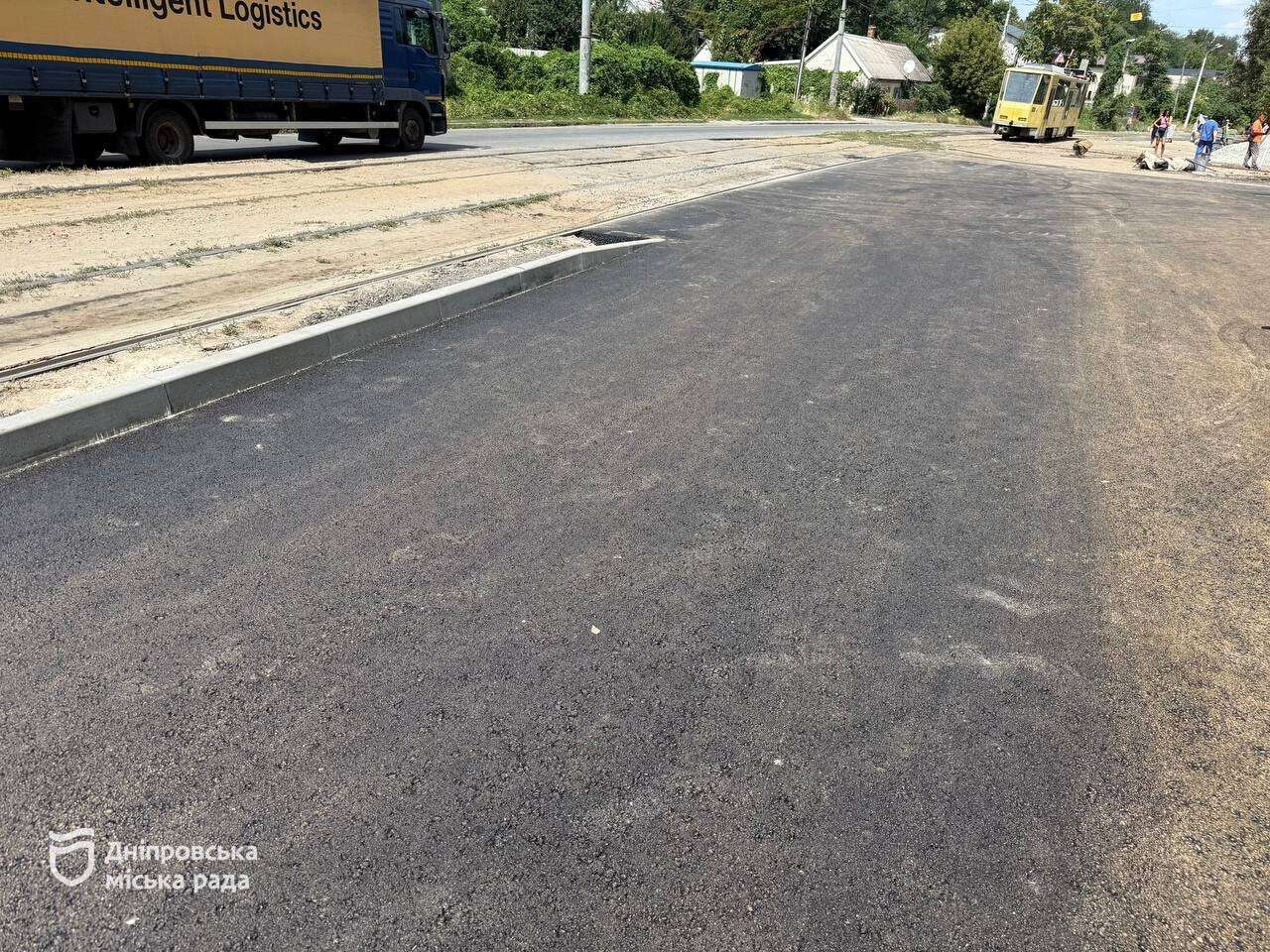 Ремонт дороги в Днепре