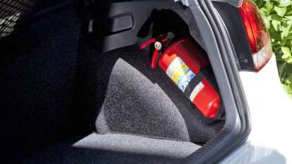 Вогнегасник в авто