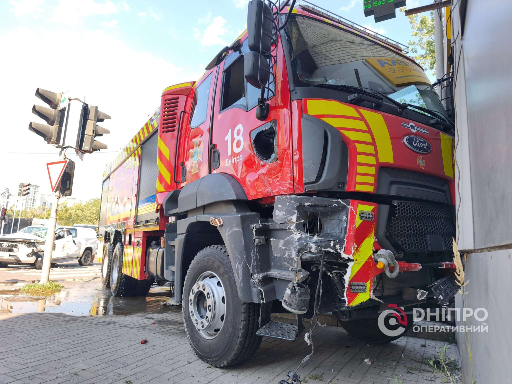 ДТП на Слобожанском проспекте с участием авто ГСЧС