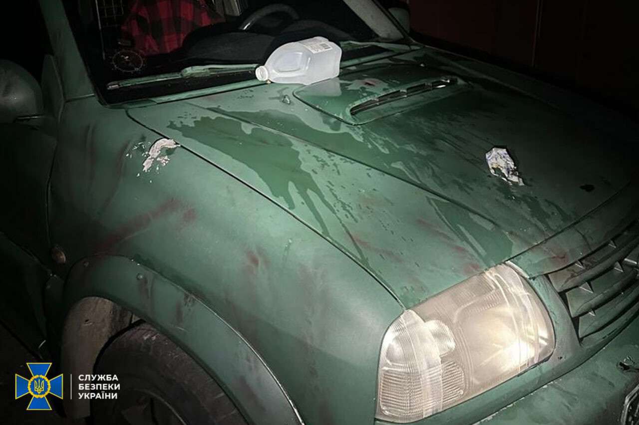 Поджечь авто ВСУ пытался подросток в Днепре