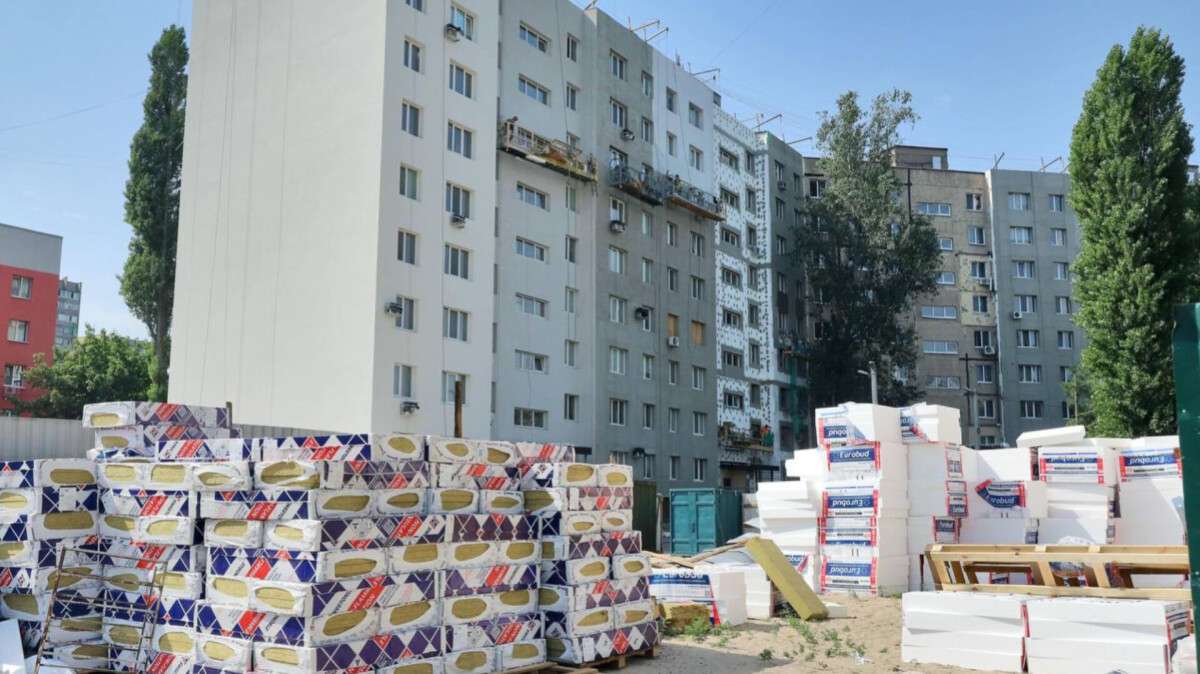 Термомодернизация жилых домов в Днепре продолжается