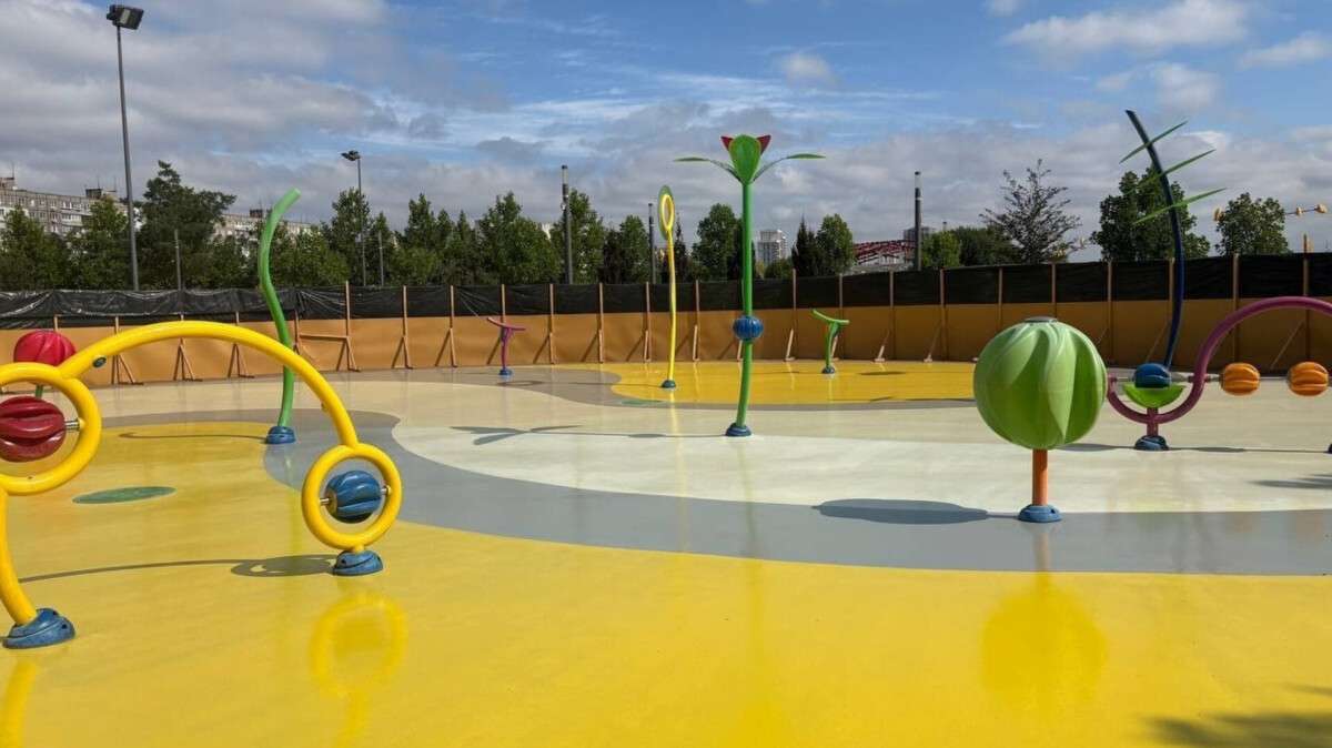 Детские площадки ремонтируют по просьбе днепрян