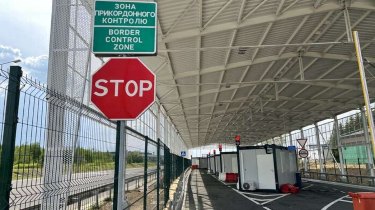 Пункт пропуска "Краковец" приостановил работу