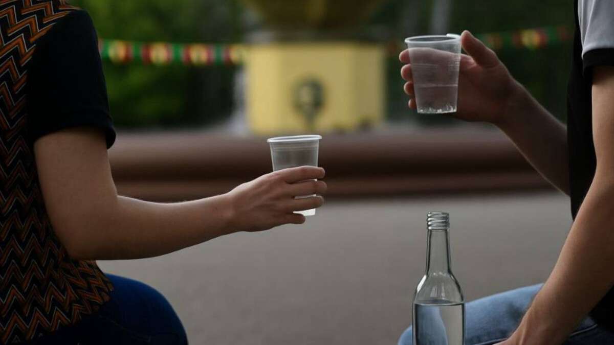 Напоил алкоголем сосед – в больнице спасают малолетних детей