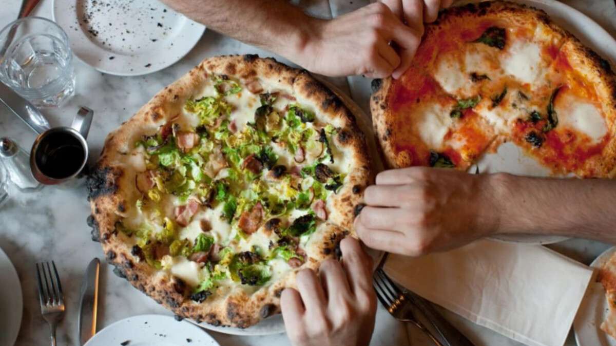 Пицца: от древности до современности в каждом кусочке