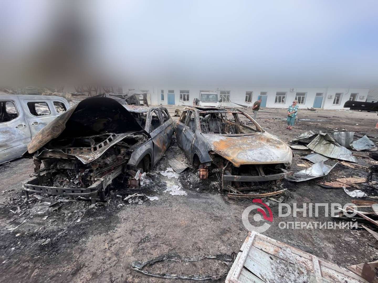 Российская атака на Днепр уничтожила автомобиль местного зоотеля