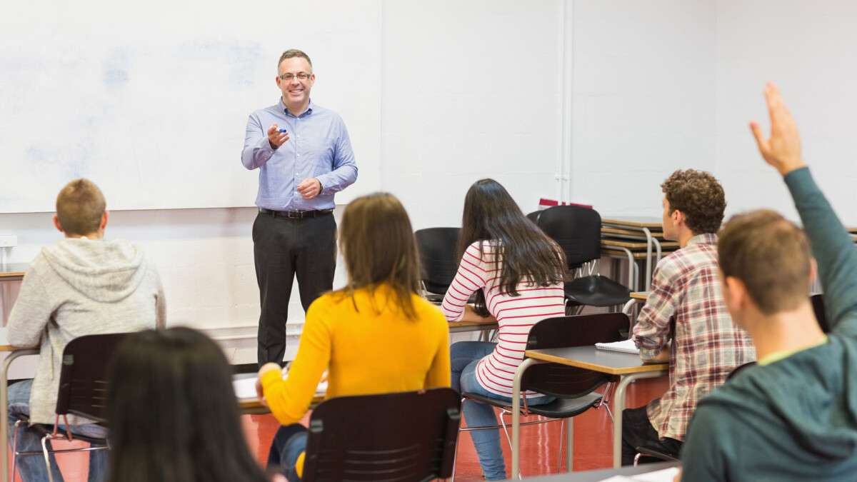 Отсрочка для студентов и педагогов