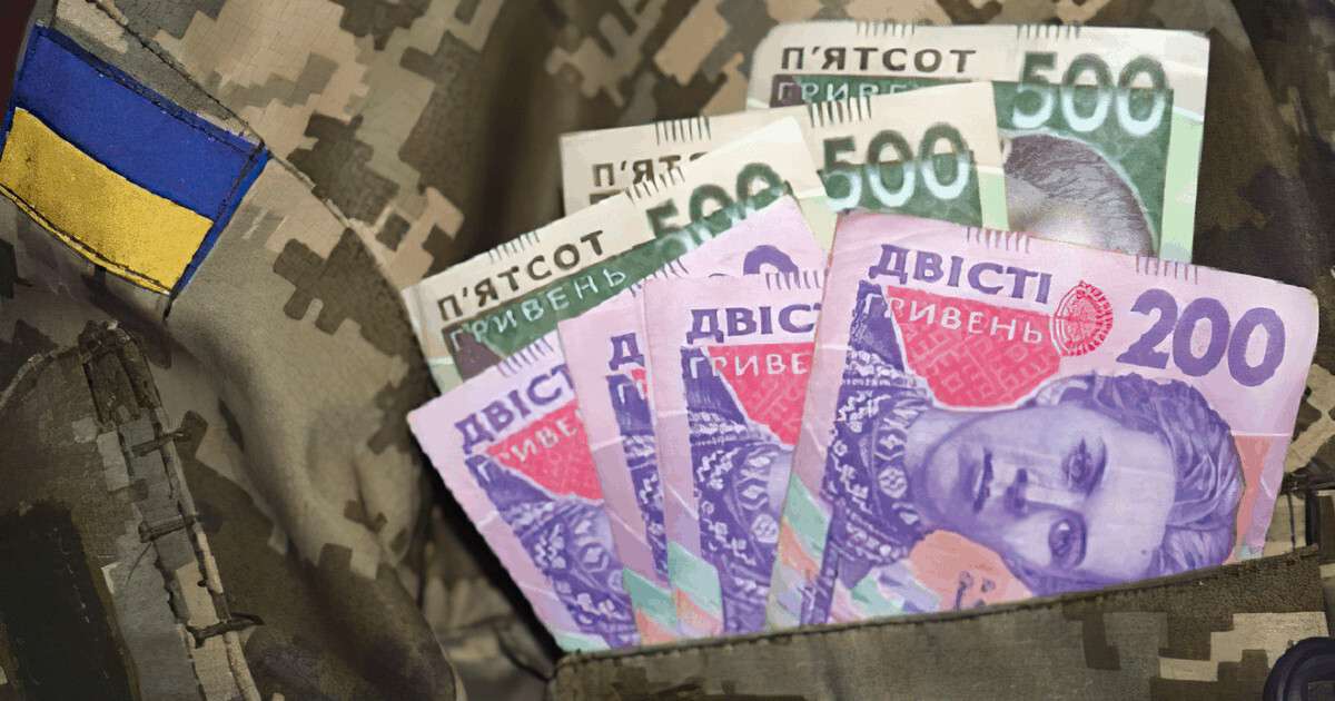 Виплати при звільненні з військової служби: що передбачає закон
В Україні триває воєнний стан та загальна мобілізація. Тисячі чоловіків і жінок проходять військову службу та захищають державу. Після звільнення…