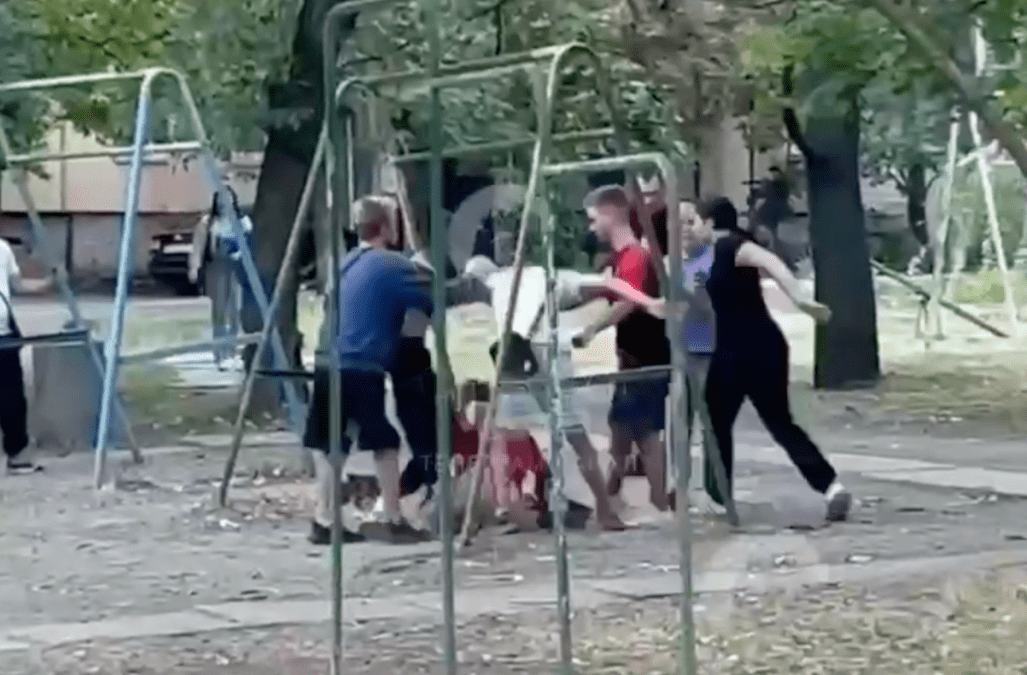 Избили девочку в Кривом Роге