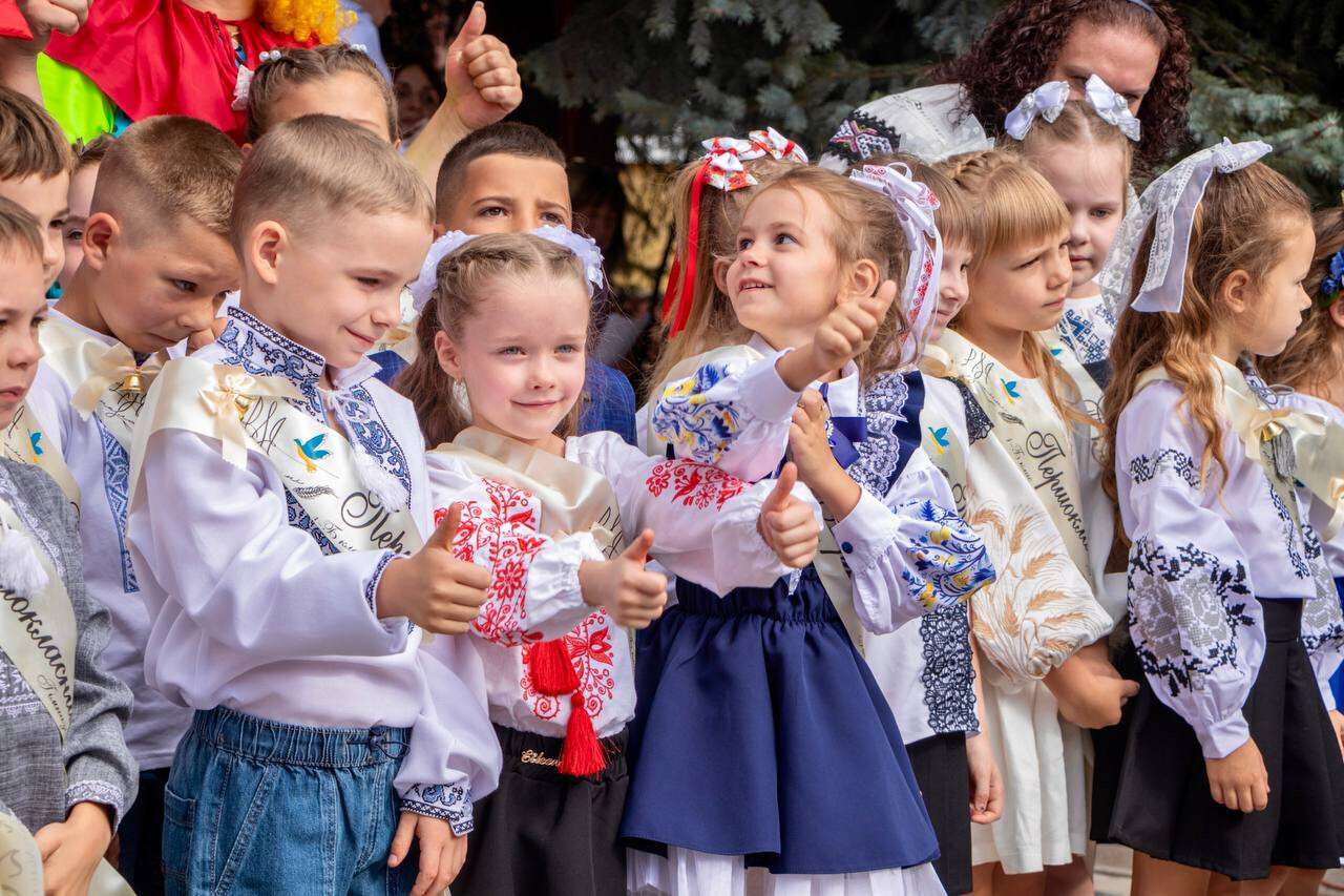 День знаний в Днепре: Филатов поздравил первоклассников, родителей и педагогов