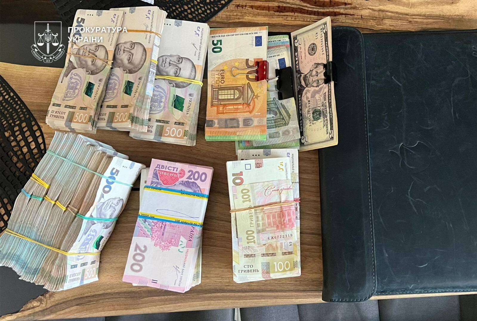 У Дніпрі викрили групу осіб, які постачали сільгосппродукцію до рф