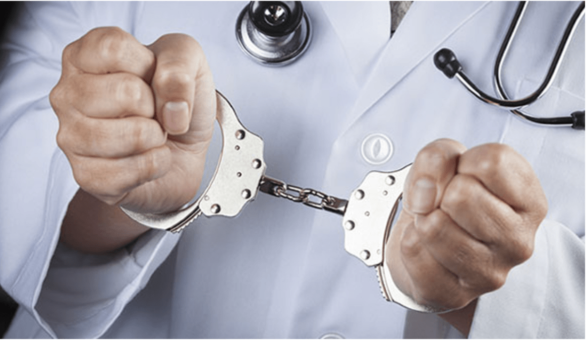 Відповідальність лікаря за лікарську помилку