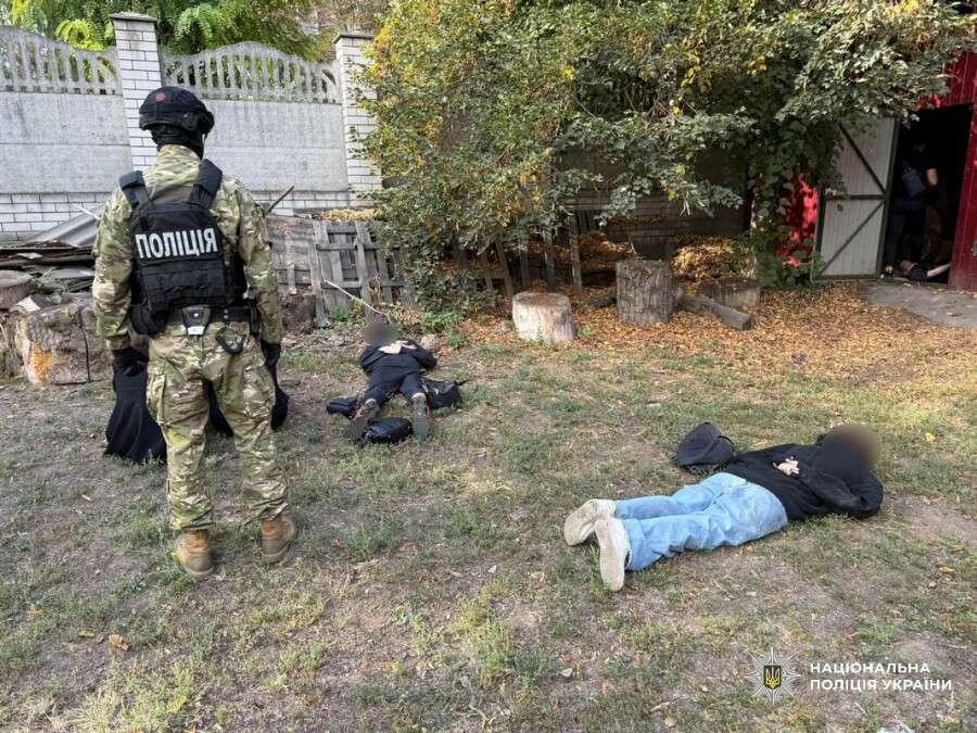 Накрили злочинну групу