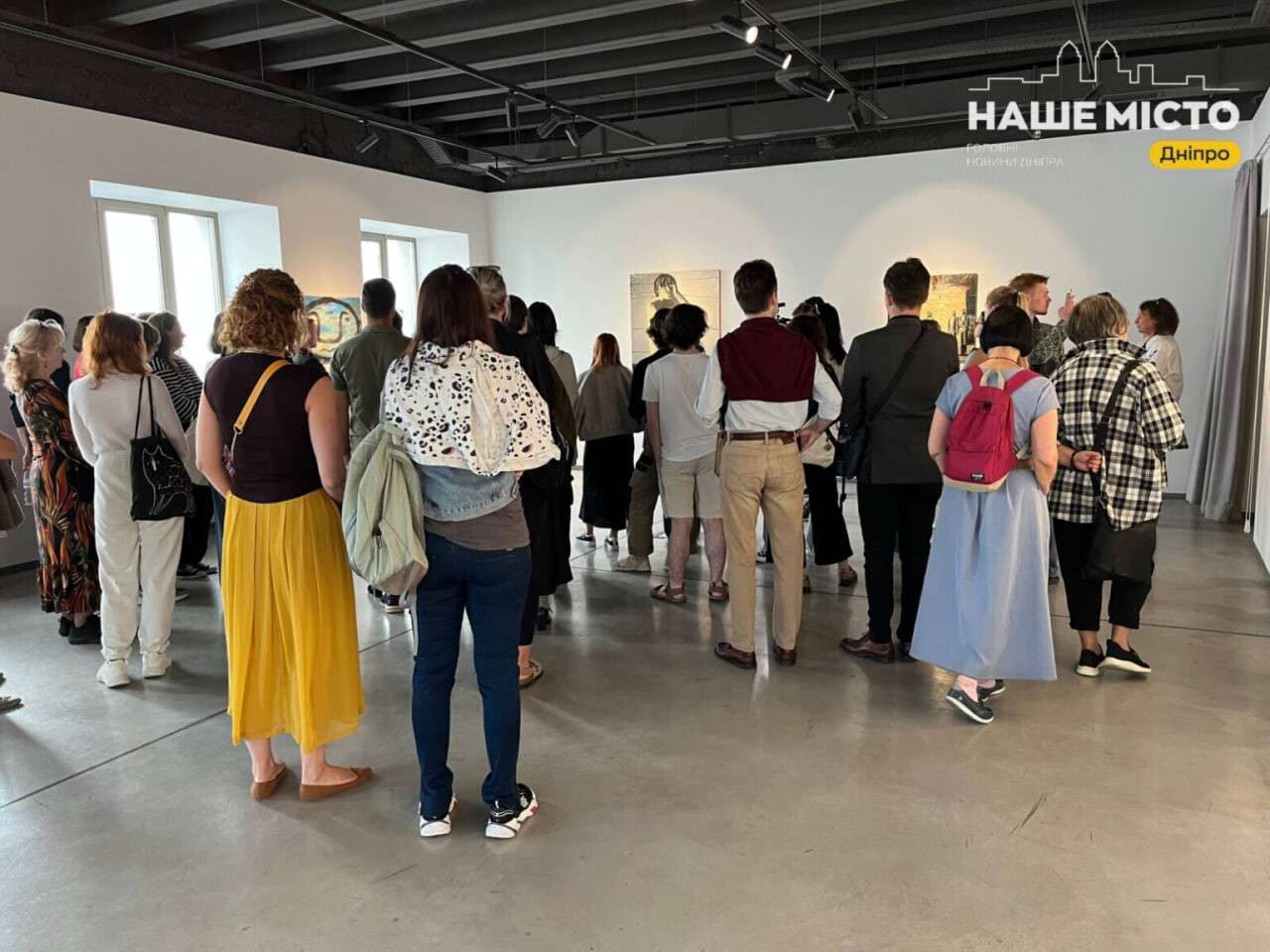 Виставка «Дивлячись у розриви II» у Дніпрі 20 вересня 2025