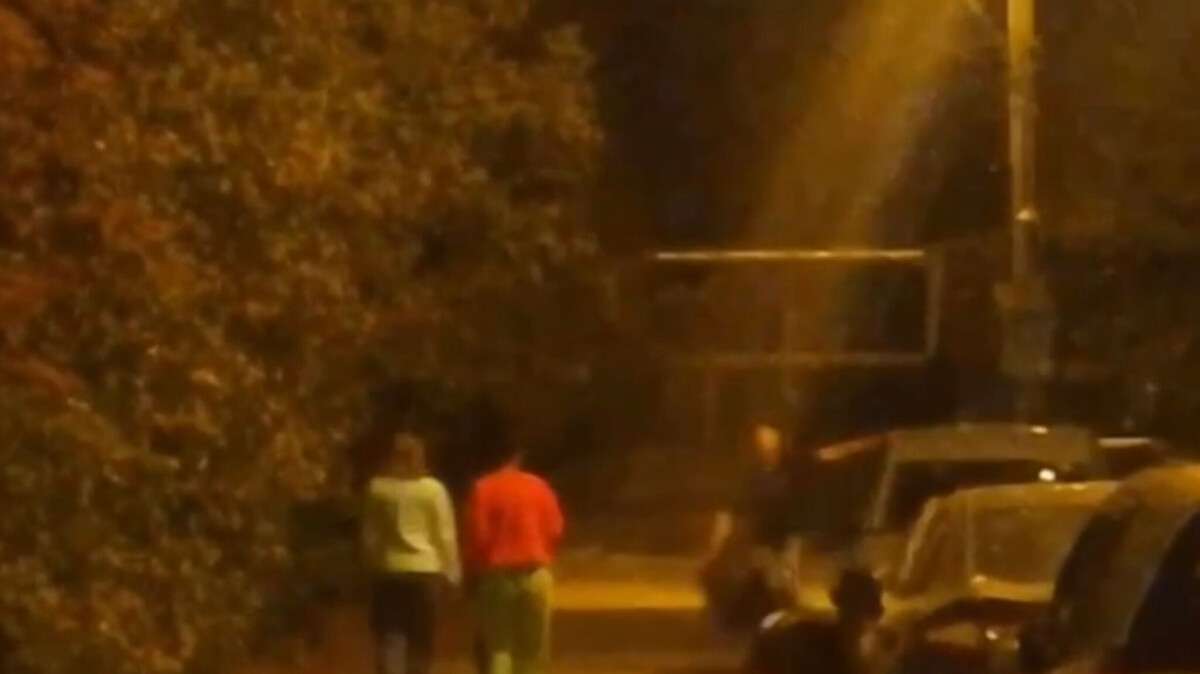 Намагався затягнути жінку в авто чоловік на проспекті Героїв