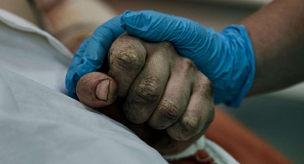 Бойові медики