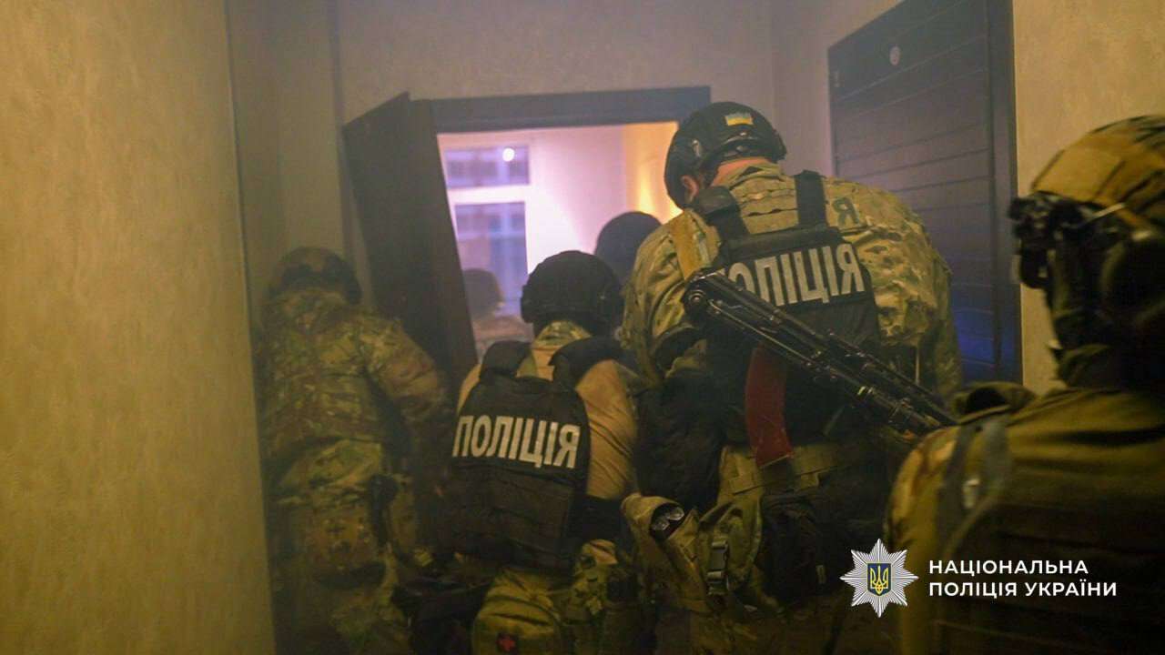 Мошеннический call-центр организовал уроженец Днепропетровщины - обманули 1500 человек