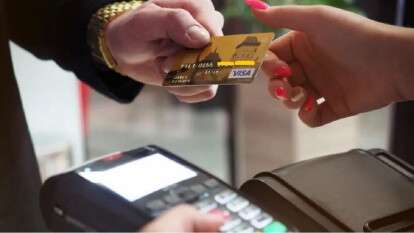 Водій з Кам’янського заправляв власне авто за рахунок підприємства, в якому працював