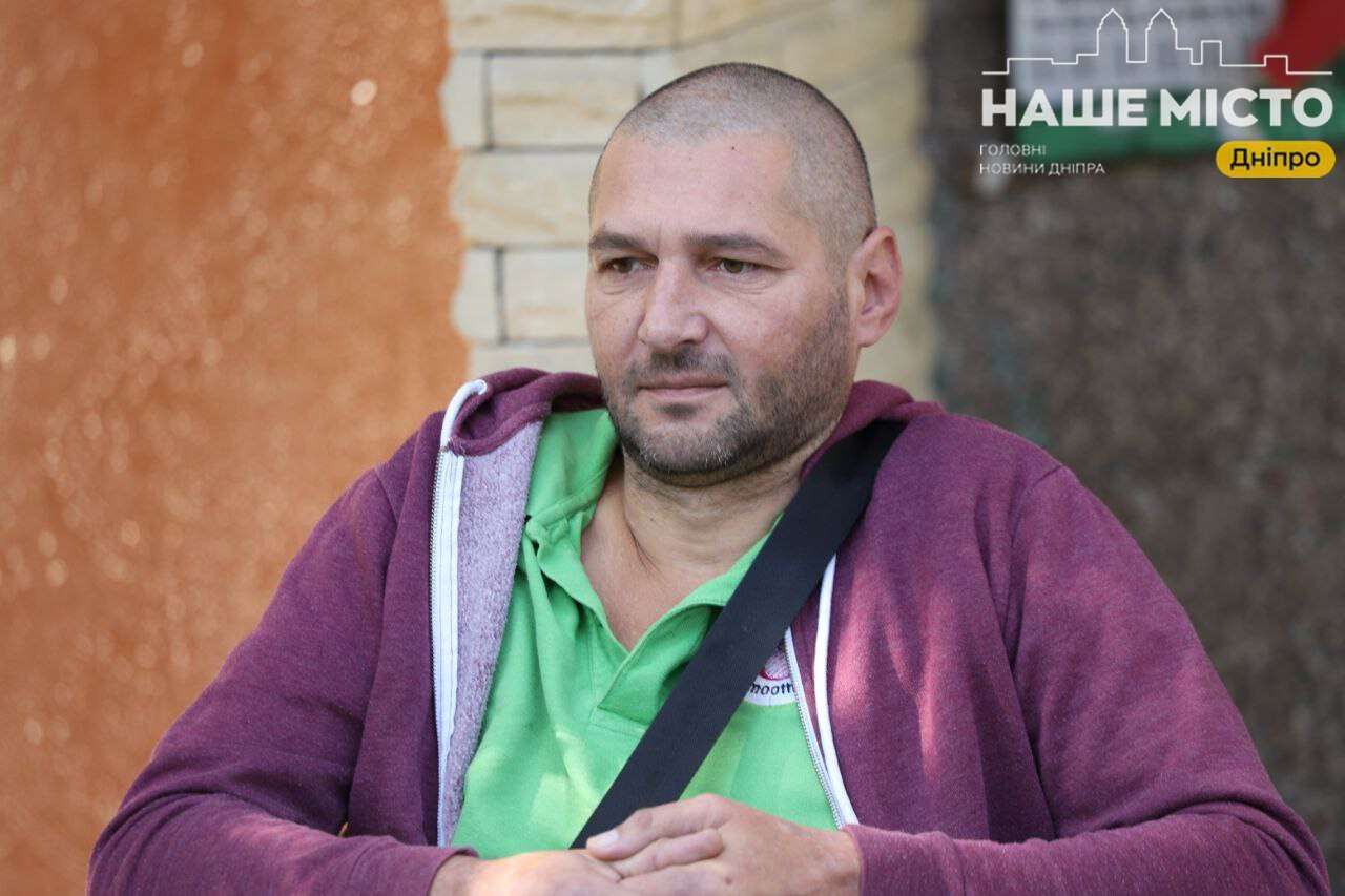 В подъезде дома в Днепре заработал уникальный подъемник