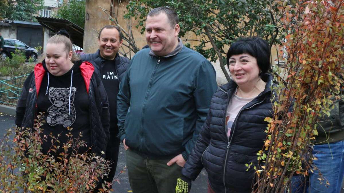 #Днепр_цветущий: к одной из толок присоединился Борис Филатов