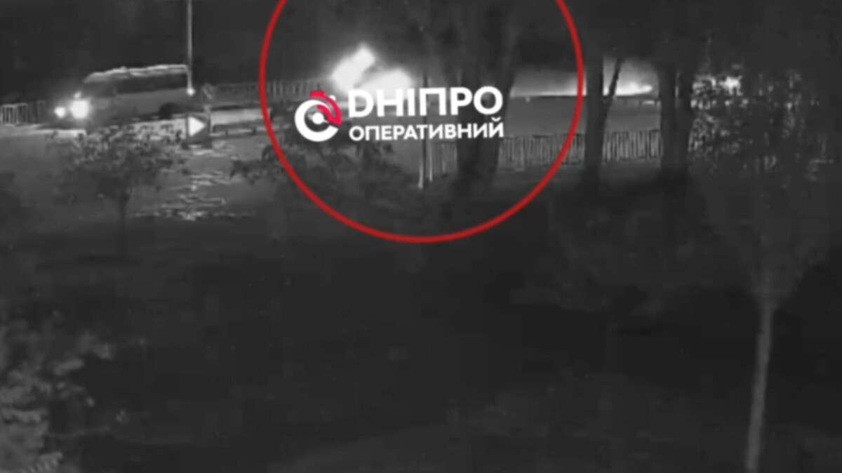 ДТП на Набережной Заводской 13 октября: Mitsubishi перевернулся на крышу, есть пострадавшие