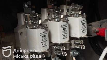 В домах Днепра обновляют электросети: на Мандрыковской завершили работы