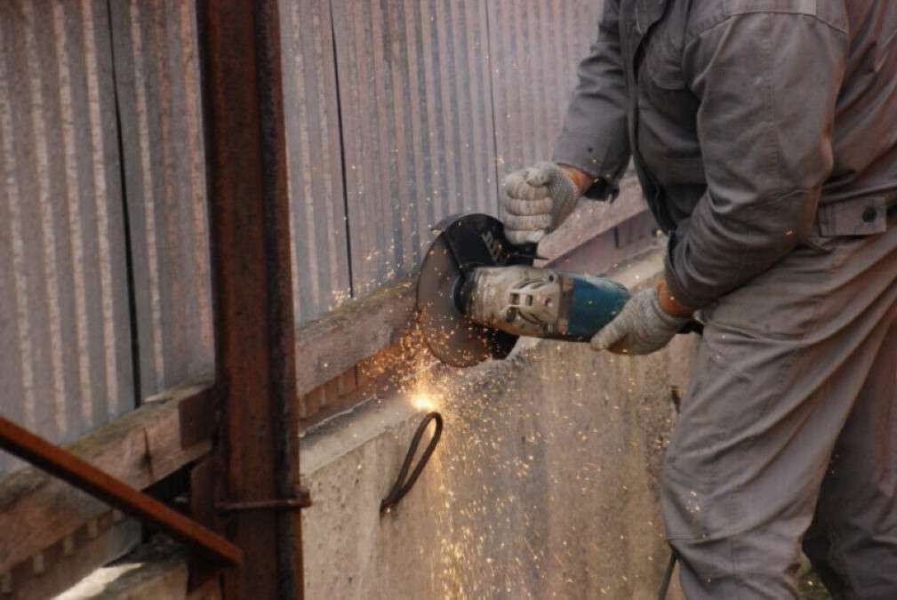 Демонтаж незаконных построек