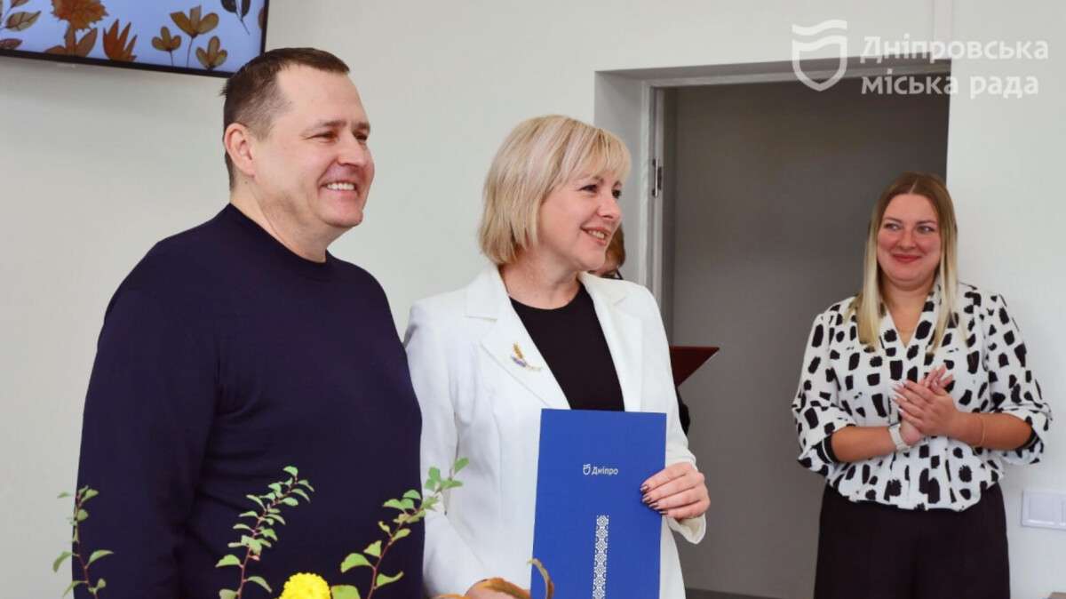 Філатов привітав співробітників соціальної сфери з прийдешнім професійним святом