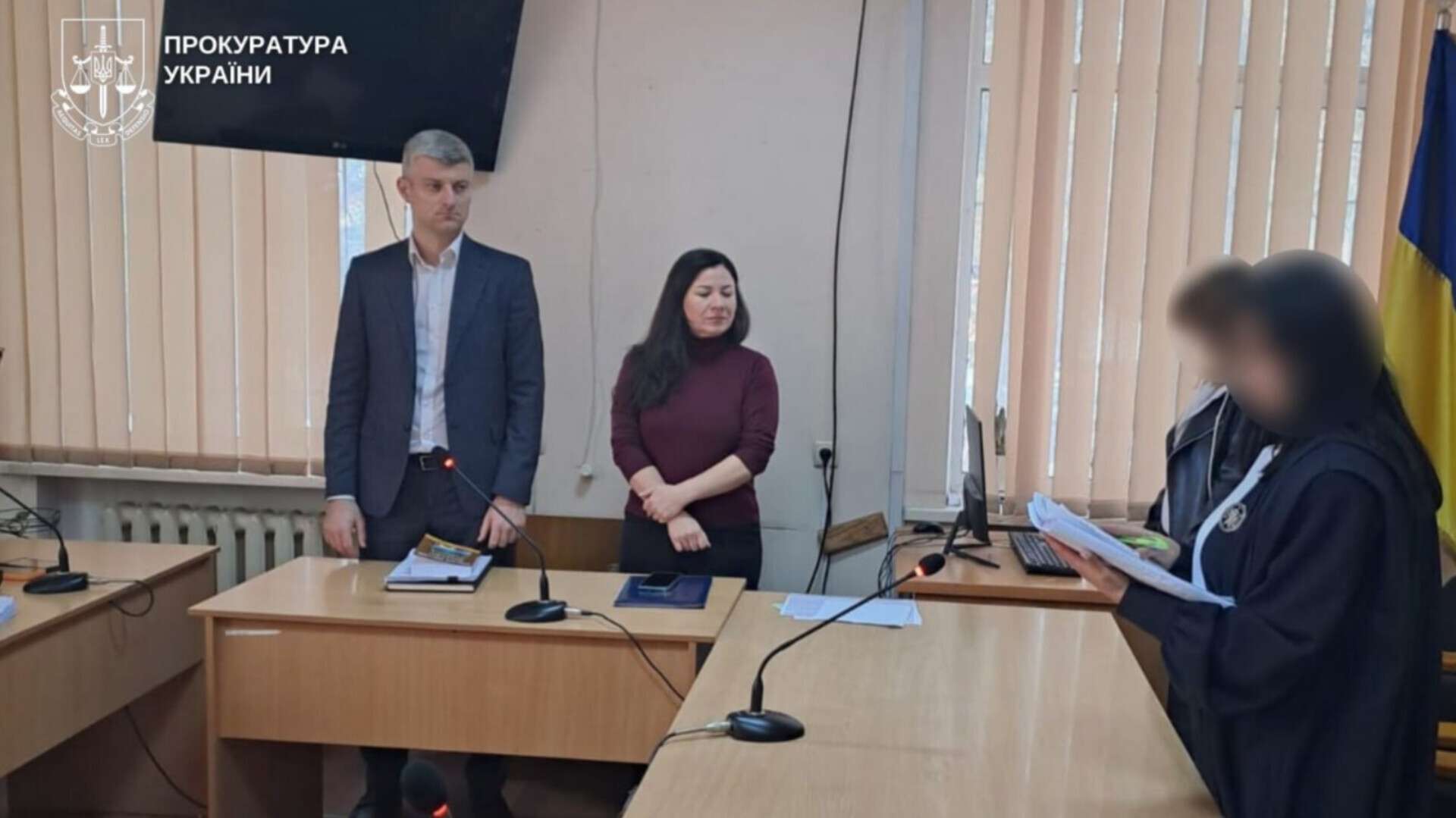 У Дніпрі судитимуть чоловіка за сексуальне насильство над малолітньою дитиною
У Дніпрі на лаві підсудних опиниться чоловік, який скоїв сексуальне насильство над малолітньою дівчинкою у реабілітаційному центрі. Про це повідомляє…