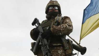 Новые контракты для военных введет Минобороны